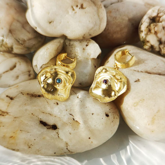 Ophelia's Gaze/Hathor's Gaze