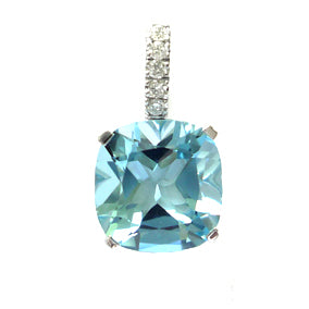 Sky Blue Topaz White Gold Pendant.