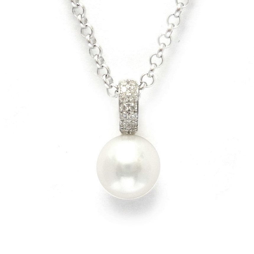 Freshwater Pearl White Gold Pendant.