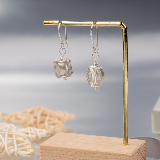 Trendy High Fashion Earring-Oval & Square. ****Buy 1 pair and FREE 1 shape****