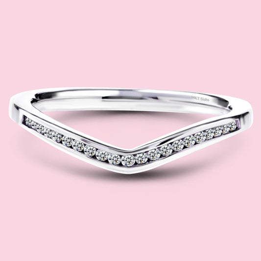 0.10 Carat White Gold Wedding Band.